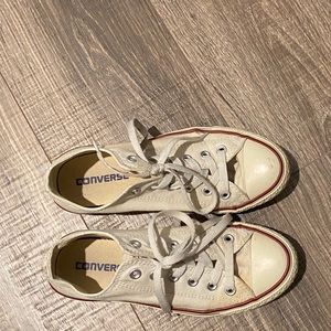 Women’s converse shoes